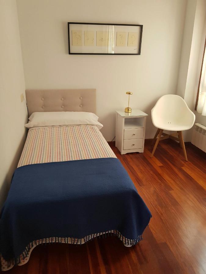 Gijon Apartamento Zarracina, 2 Habit ,2 Banos, 3 Pax Vut3313As ภายนอก รูปภาพ